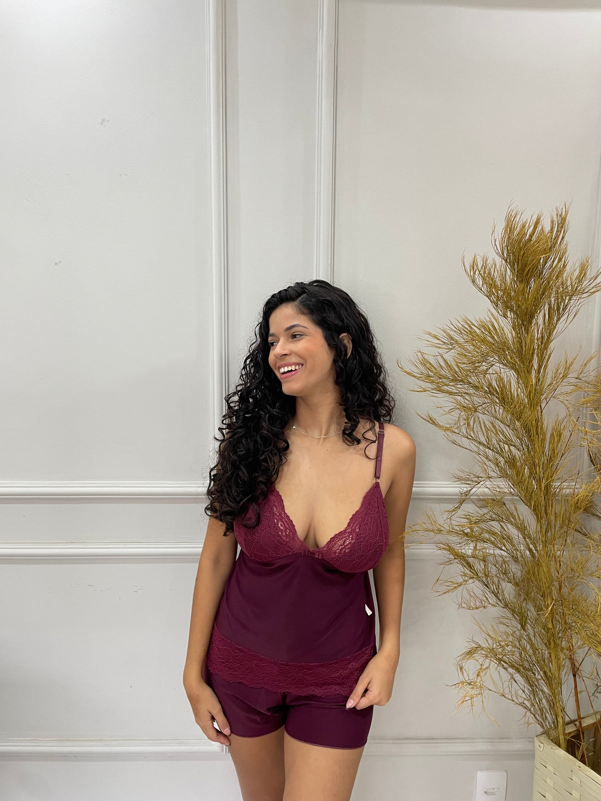 Baby Doll Vênus em Liganete Premium - Vinho