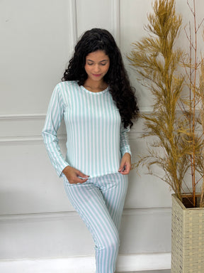 Pijama Listras em Suede Premium - Azul com Branco